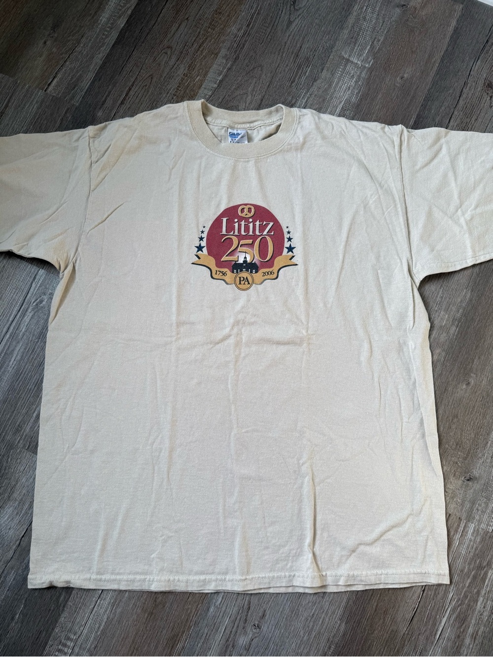VTG Lititz 250 Years Commemorative Cream T-Shirt USA July 4 Cotton Size L XL